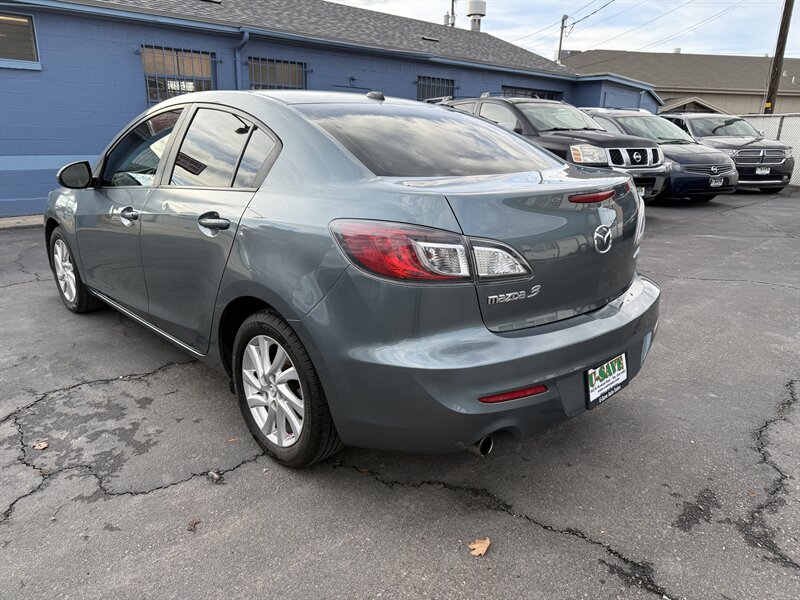 2012 Mazda Mazda3 i Grand Touring - Photo 4 - Roy, UT 84067