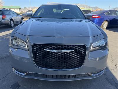 2018 Chrysler 300 S   - Photo 4 - Roy, UT 84067
