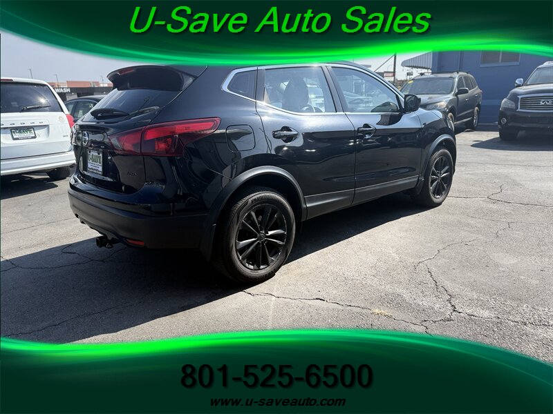 2017 Nissan Rogue Sport S - Photo 6 - Roy, UT 84067