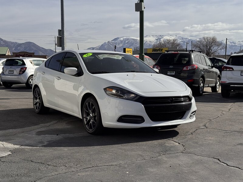 2016 Dodge Dart SE  