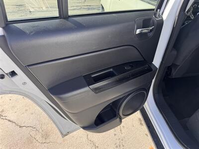 2014 Jeep Compass Sport   - Photo 8 - Roy, UT 84067