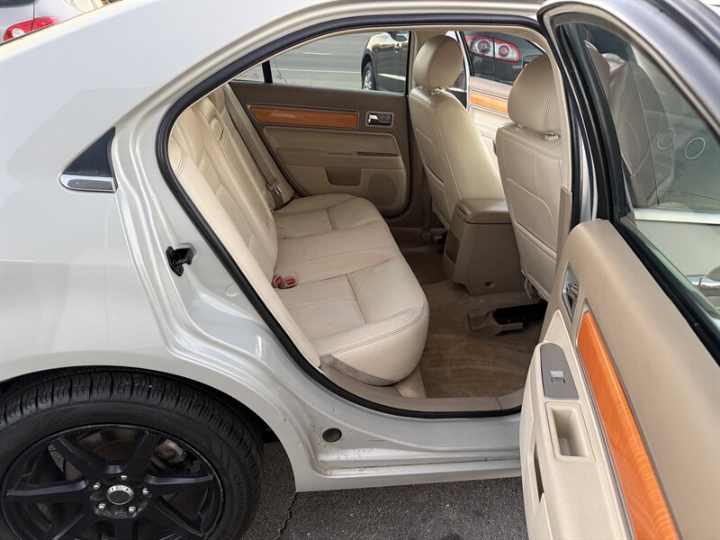 2006 Lincoln Zephyr   - Photo 11 - Roy, UT 84067
