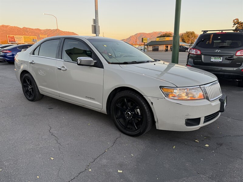 2006 Lincoln Zephyr   - Photo 2 - Roy, UT 84067