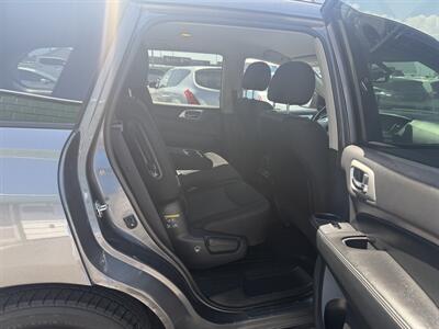 2018 Nissan Pathfinder SV   - Photo 10 - Roy, UT 84067