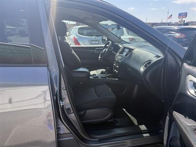 2018 Nissan Pathfinder SV   - Photo 9 - Roy, UT 84067