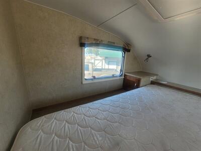 2012 CHALET TRUCK CAMPER   - Photo 12 - Roy, UT 84067