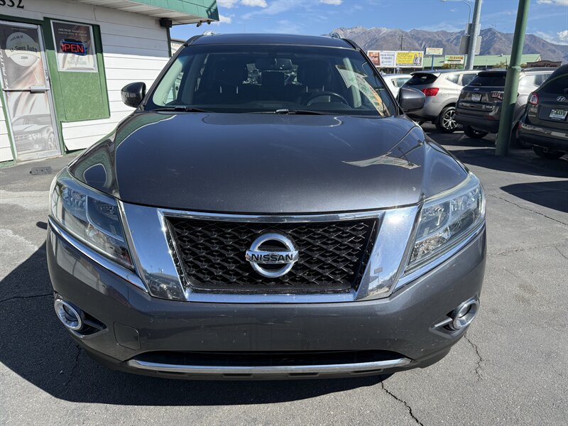 2013 Nissan Pathfinder SL   - Photo 1 - Roy, UT 84067