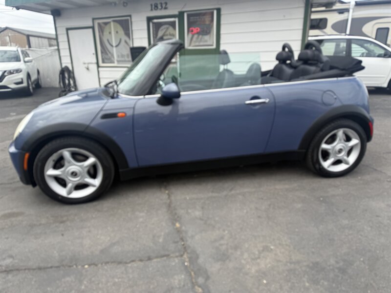 2006 MINI Cooper  