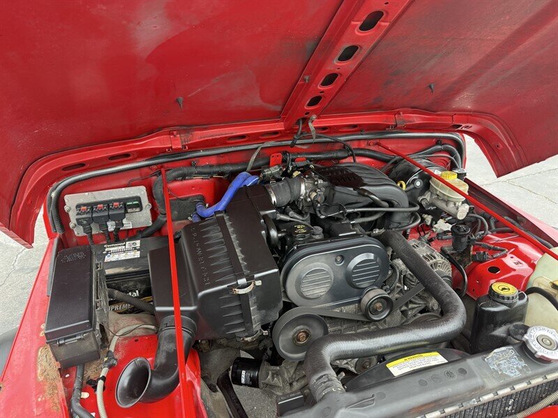 2005 Jeep Wrangler SE - Photo 9