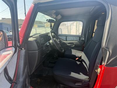 2005 Jeep Wrangler SE   - Photo 7 - Roy, UT 84067