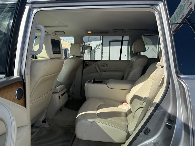 2012 INFINITI QX56   - Photo 14 - Roy, UT 84067