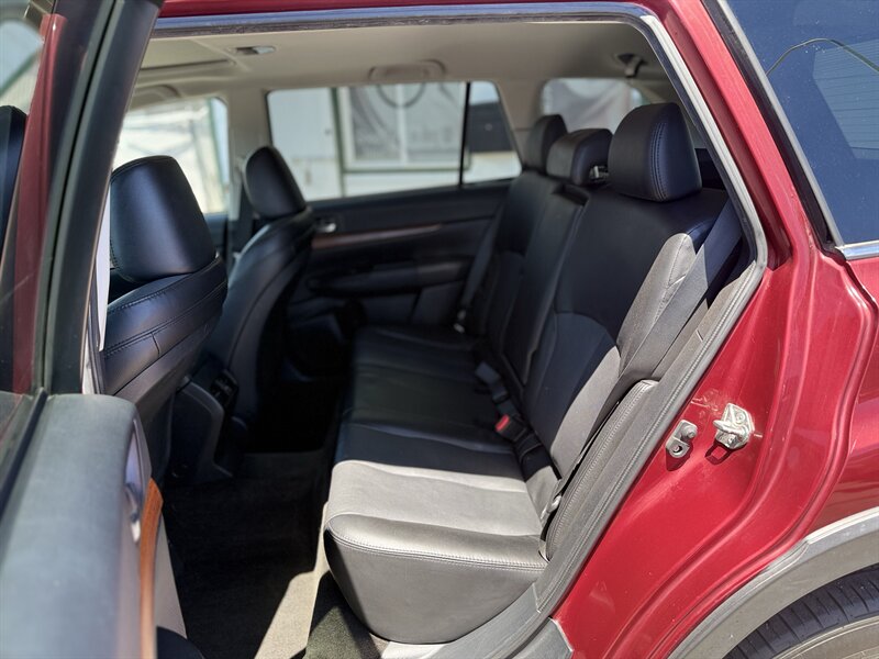 2014 Subaru Outback 2.5i Limited - Photo 27 - Roy, UT 84067