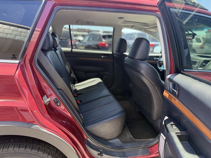 2014 Subaru Outback 2.5i Limited - Photo 14 - Roy, UT 84067