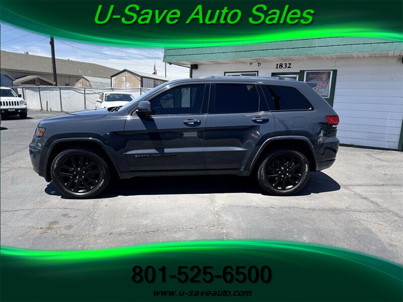 2018 Jeep Grand Cherokee Laredo - Photo 2 - Roy, UT 84067