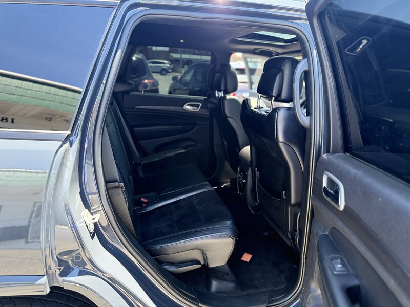2018 Jeep Grand Cherokee Laredo - Photo 15 - Roy, UT 84067