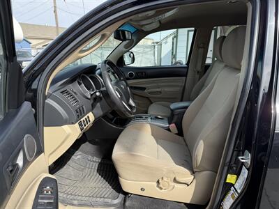 2013 Toyota Tacoma V6   - Photo 10 - Roy, UT 84067