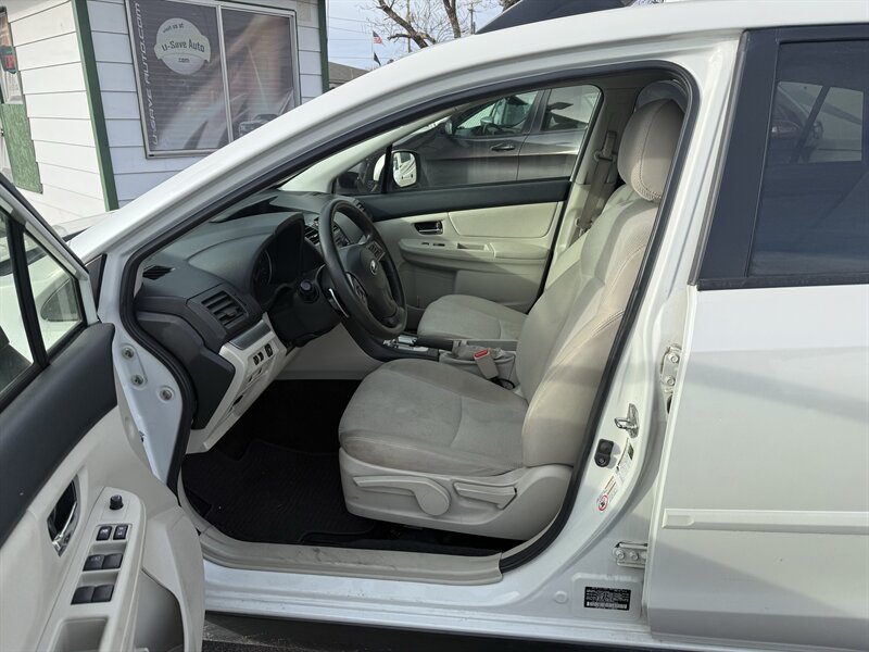 2014 Subaru XV Crosstrek 2.0i Premium - Photo 12 - Roy, UT 84067