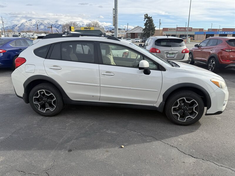 2014 Subaru XV Crosstrek 2.0i Premium - Photo 9 - Roy, UT 84067
