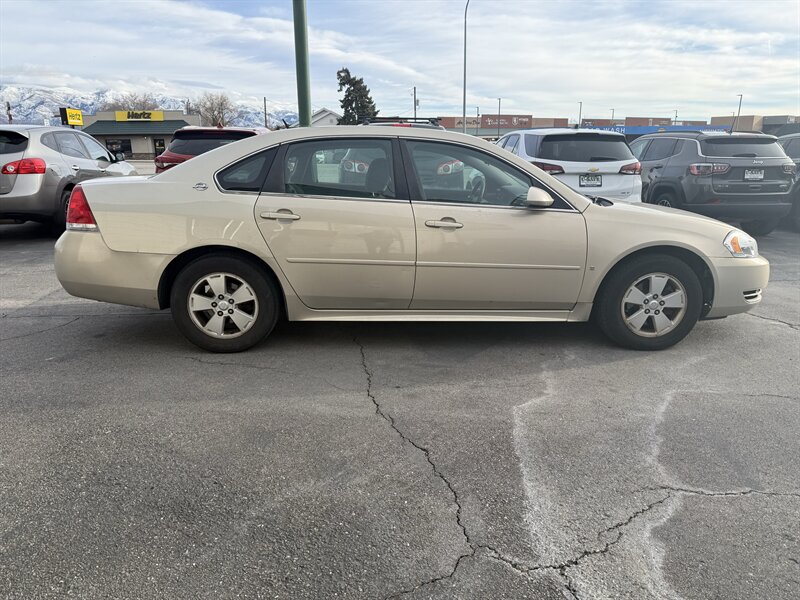 2009 Chevrolet Impala LT - Photo 7 - Roy, UT 84067