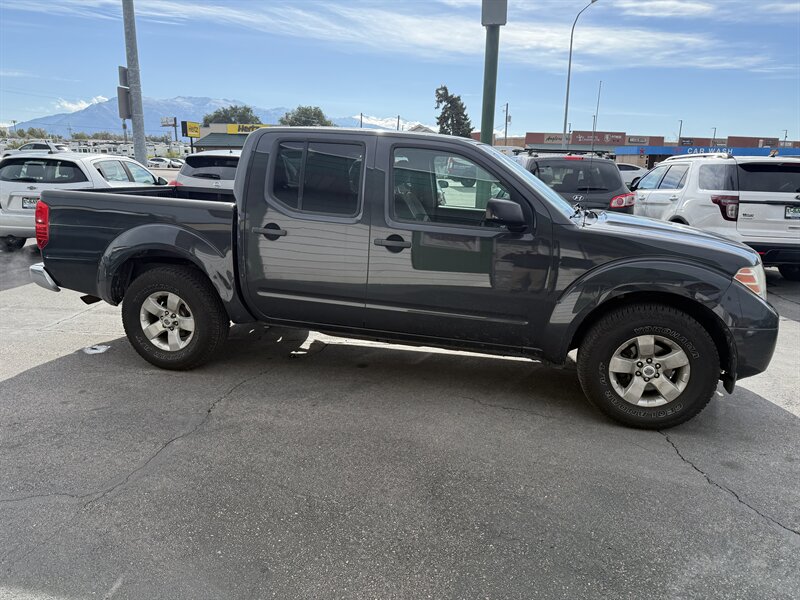 2012 Nissan Frontier SV V6   - Photo 1 - Roy, UT 84067