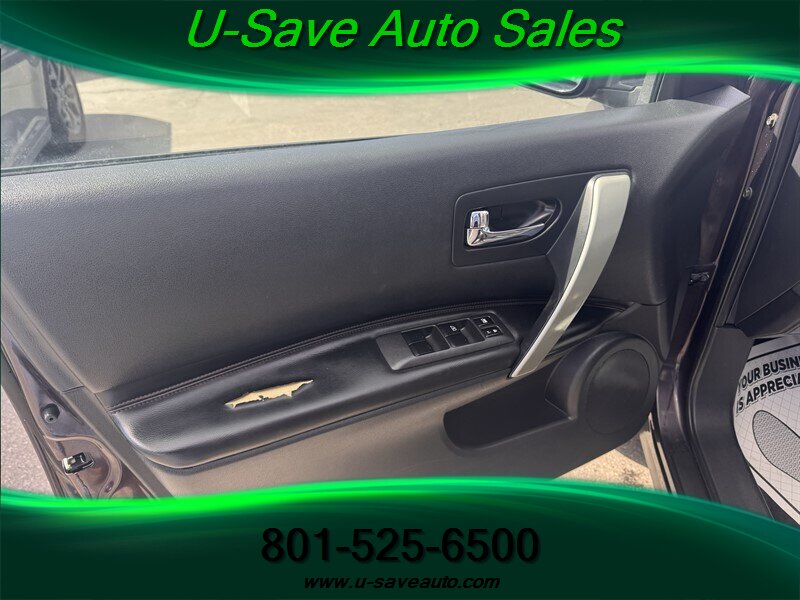 2011 Nissan Rogue SL - Photo 8 - Roy, UT 84067