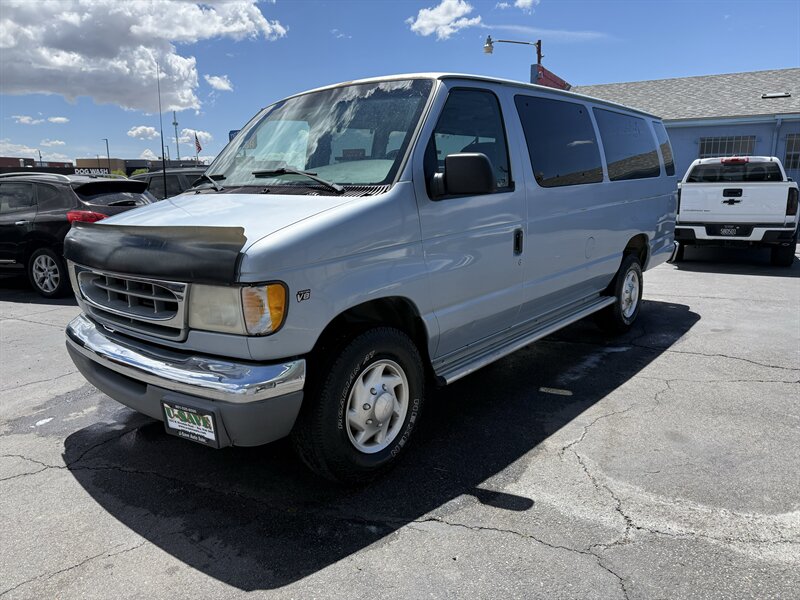 2000 Ford E-350 XLT SD   - Photo 1 - Roy, UT 84067