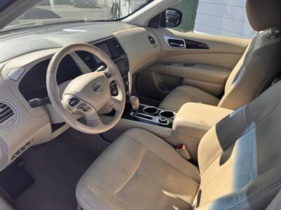 2013 Nissan Pathfinder SL   - Photo 4 - Roy, UT 84067