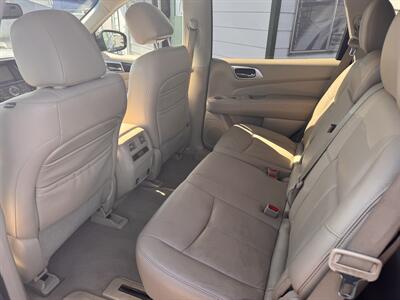 2013 Nissan Pathfinder SL   - Photo 7 - Roy, UT 84067