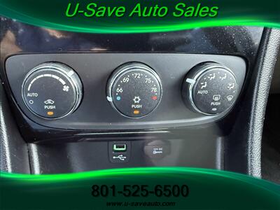 2012 Chrysler 200 Limited - Photo 27 - Roy, UT 84067