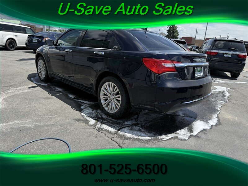2012 Chrysler 200 Limited - Photo 4 - Roy, UT 84067