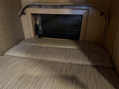 2018 THOR MOTOR RV   - Photo 9 - Roy, UT 84067