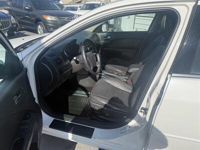 2009 Ford Fusion V6 SEL   - Photo 9 - Roy, UT 84067