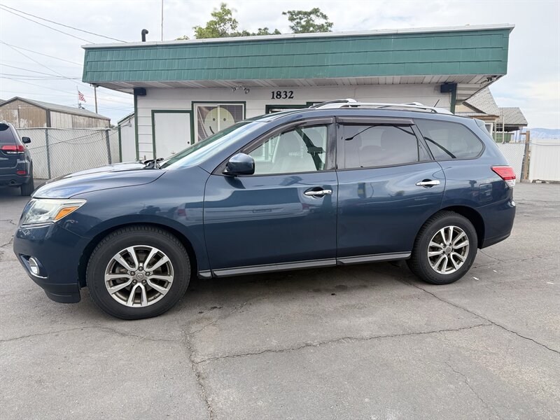 2015 Nissan Pathfinder SV - Photo 8 - Roy, UT 84067