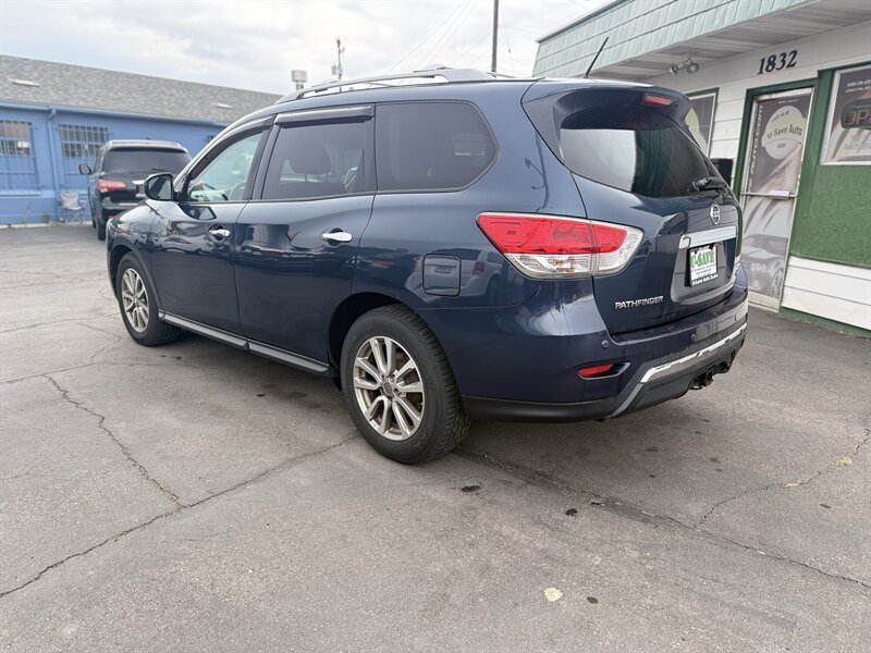 2015 Nissan Pathfinder SV - Photo 7 - Roy, UT 84067