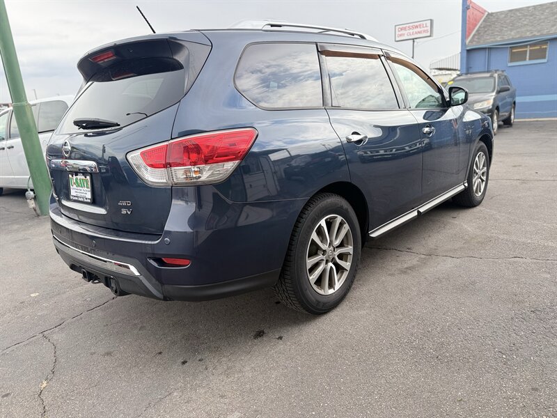 2015 Nissan Pathfinder SV - Photo 5 - Roy, UT 84067