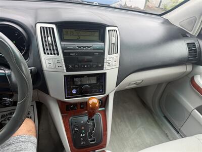 2004 Lexus RX 330   - Photo 21 - Roy, UT 84067