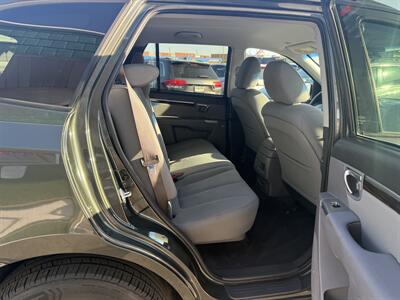 2012 Hyundai SANTA FE GLS   - Photo 12 - Roy, UT 84067