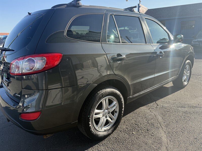 2012 Hyundai SANTA FE GLS - Photo 7 - Roy, UT 84067
