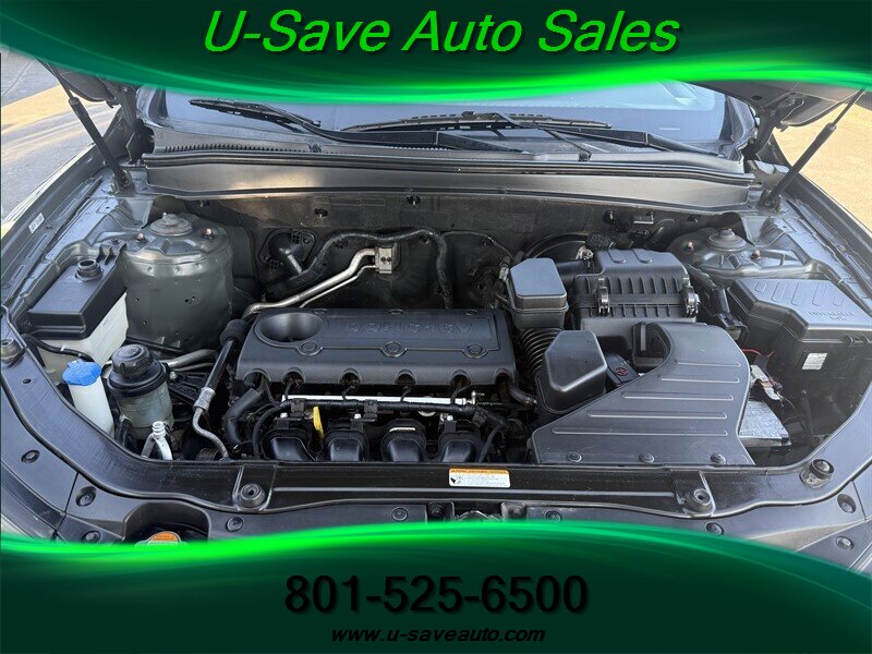 2012 Hyundai SANTA FE GLS - Photo 8 - Roy, UT 84067