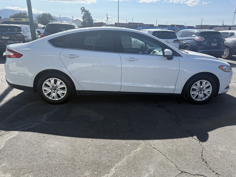 2014 Ford Fusion S - Photo 9 - Roy, UT 84067