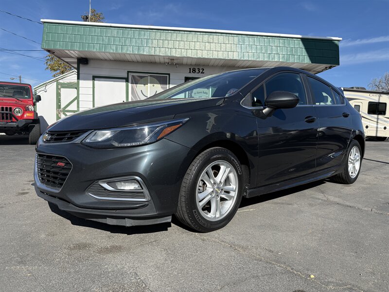 2017 Chevrolet Cruze LT Auto