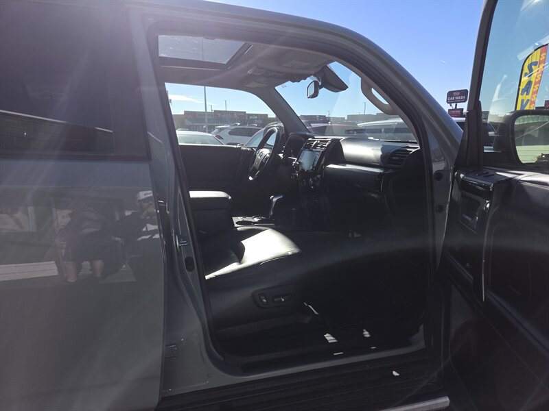 2023 Toyota 4Runner TRD Off-Road - Photo 9 - Roy, UT 84067