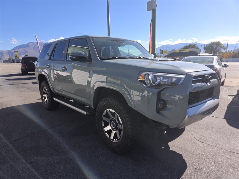 2023 Toyota 4Runner TRD Off-Road - Photo 8 - Roy, UT 84067