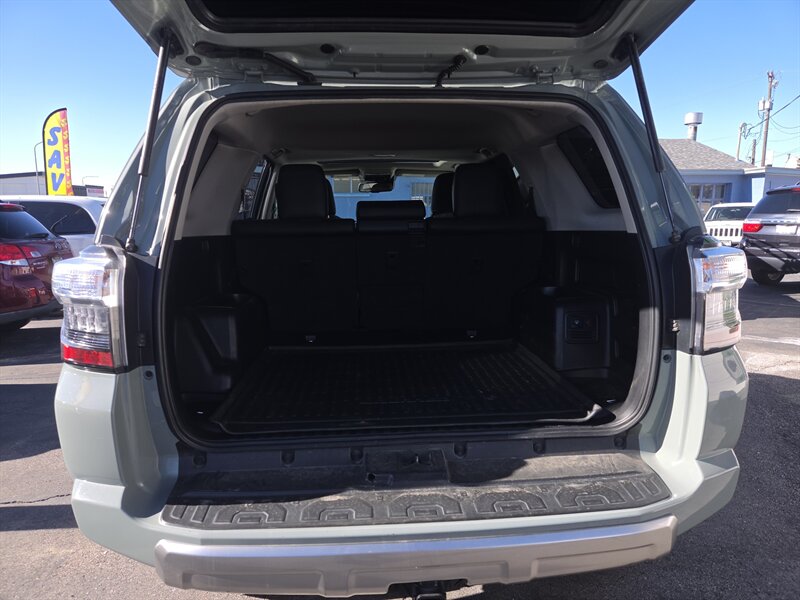2023 Toyota 4Runner TRD Off-Road - Photo 11 - Roy, UT 84067