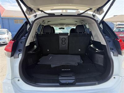 2018 Nissan Rogue SV   - Photo 11 - Roy, UT 84067
