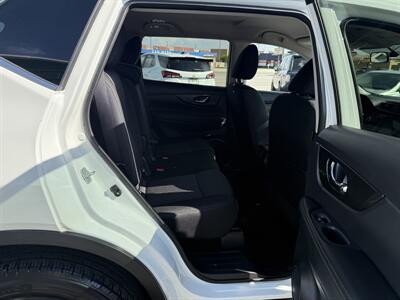 2018 Nissan Rogue SV   - Photo 7 - Roy, UT 84067