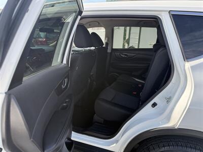 2018 Nissan Rogue SV   - Photo 9 - Roy, UT 84067