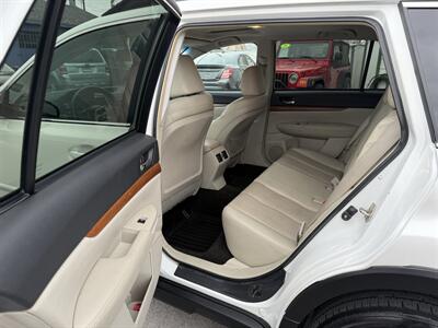 2014 Subaru Outback 2.5i Limited   - Photo 13 - Roy, UT 84067