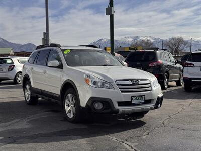 2014 Subaru Outback 2.5i Limited   - Photo 2 - Roy, UT 84067