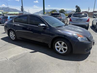 2007 Nissan Altima 3.5 SL   - Photo 2 - Roy, UT 84067